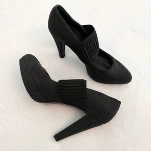Bettye Muller - Mary Jane pumps